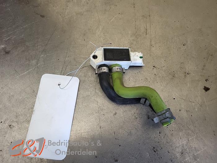 Begagnade Partikelfiltersensor Renault Trafic (1FL/2FL/3FL/4FL) 2.0 dCi 16V 110 Pris € 21,00 Marginaltabell erbjuds av C&J Bedrijfsauto's & Onderdelen