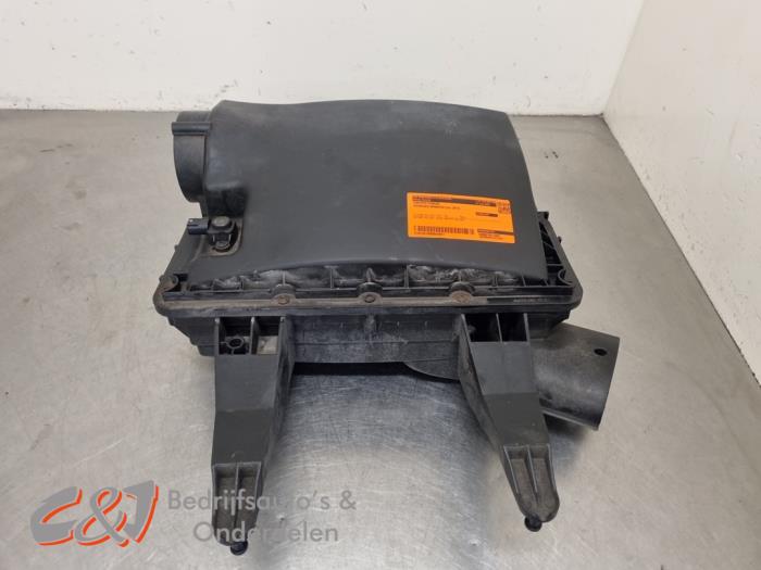Gebrauchte Luftfiltergehäuse Mercedes Sprinter 3,5t (906.63) 316 CDI 16V Preis € 47,25 Margenregelung angeboten von C&J Bedrijfsauto's & Onderdelen