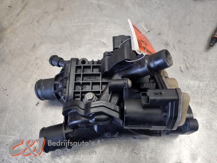 Begagnade Termostathus Citroen Jumper (U9) 2.2 Blue HDi 165 Pris € 42,00 Marginaltabell erbjuds av C&J Bedrijfsauto's & Onderdelen