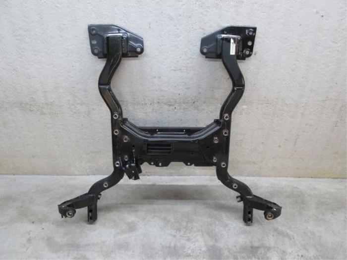 Usados Subchasis Austin Mini Open (R52) Precio € 114,95 IVA incluido ofrecido por NNP Automotive Group