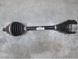 Used Front drive shaft, left Volkswagen Golf VII (AUA) 1.4 TSI 16V Price € 169,40 Inclusive VAT offered by NNP Automotive Group