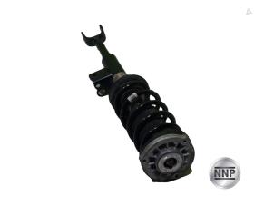 Used Fronts shock absorber, left BMW 5 serie (G30) Price € 151,25 Inclusive VAT offered by NNP Automotive Group