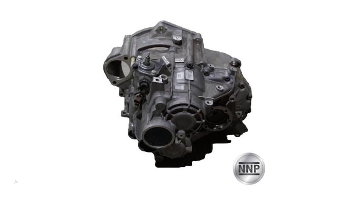 Gearbox Volkswagen Beetle - 02Q300050T PYD - NNP Automotive Group