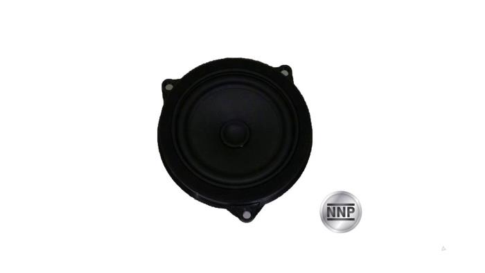 Speaker from a BMW 3 serie Touring (G21)  2019