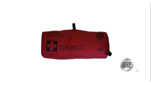 New First aid kit Volkswagen Golf VII (AUA) Price € 6,05 Inclusive VAT offered by NNP Automotive Group