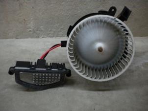 Used Heating and ventilation fan motor Audi A4 (B8) Price € 139,15 Inclusive VAT offered by NNP Automotive Group