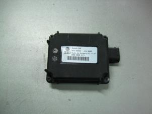 Used Garagedeur opener Audi A4 (B7) Price € 90,75 Inclusive VAT offered by NNP Automotive Group