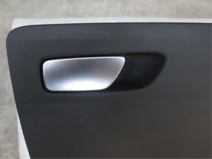 Boîte à gants d'un Audi A3 Sportback (8VA/8VF)  2015