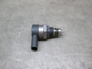 Used Fuel pressure regulator Audi A4 Avant Quattro (B8) 3.0 TDI V6 24V Price € 60,50 Inclusive VAT offered by NNP Automotive Group