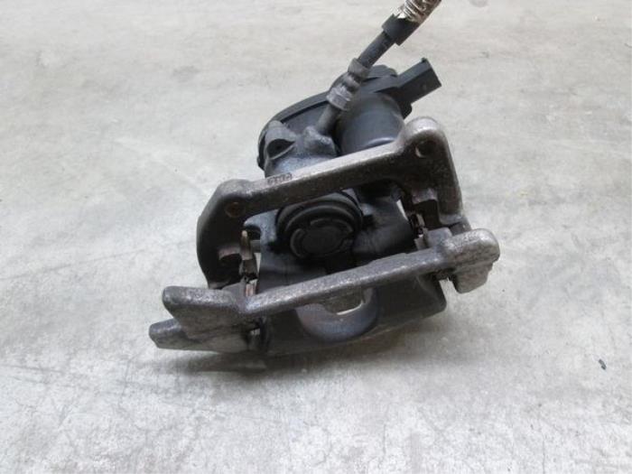 Rear brake calliper, right from a Audi A4 Avant (B8)  2011