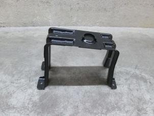 New Spare wheel holder Audi A4 Avant (B8) Price € 9,68 Inclusive VAT offered by NNP Automotive Group