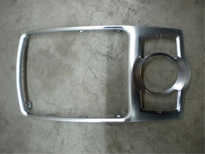 Gear shifter trim