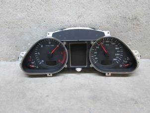 Used Instrument panel Audi A6 (C6) Price € 229,90 Inclusive VAT offered by NNP Automotive Group