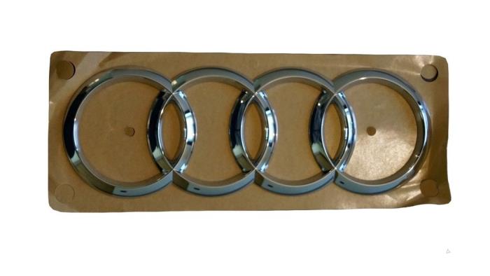 Nowe Emblemat Audi A6 Avant (C7) Cena € 24,10 Z VAT oferowane przez NNP Automotive Group