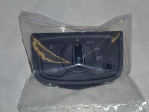 Used Light switch Audi A8 (D4) Price € 48,40 Inclusive VAT offered by NNP Automotive Group