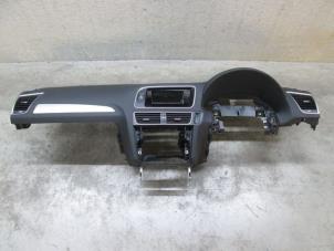 Used Dashboard Audi Q5 (8RB) Price € 302,50 Inclusive VAT offered by NNP Automotive Group