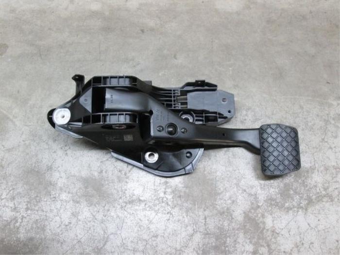 Używane Pedal hamulca Audi TT (FV3/FVP) Cena € 18,15 Z VAT oferowane przez NNP Automotive Group