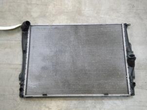 Used Radiator BMW 3 serie Touring (E91) Price € 127,05 Inclusive VAT offered by NNP Automotive Group