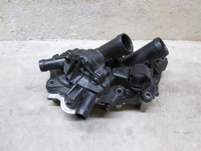 Begagnade Vattenpump Volkswagen Golf VII (AUA) Pris € 114,95 Inklusive moms erbjuds av NNP Automotive Group