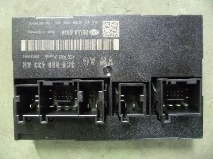 Komfort-Modul van een Volkswagen Passat Variant (3C5)  2010