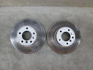 Used Front brake disc BMW 3 serie (E90) Price € 48,40 Inclusive VAT offered by NNP Automotive Group