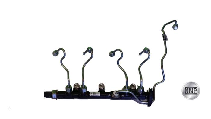 Nuevos Distribuidor de combustible Renault Master III (FV) 2.3 dCi 165 16V FWD Precio € 114,95 IVA incluido ofrecido por NNP Automotive Group