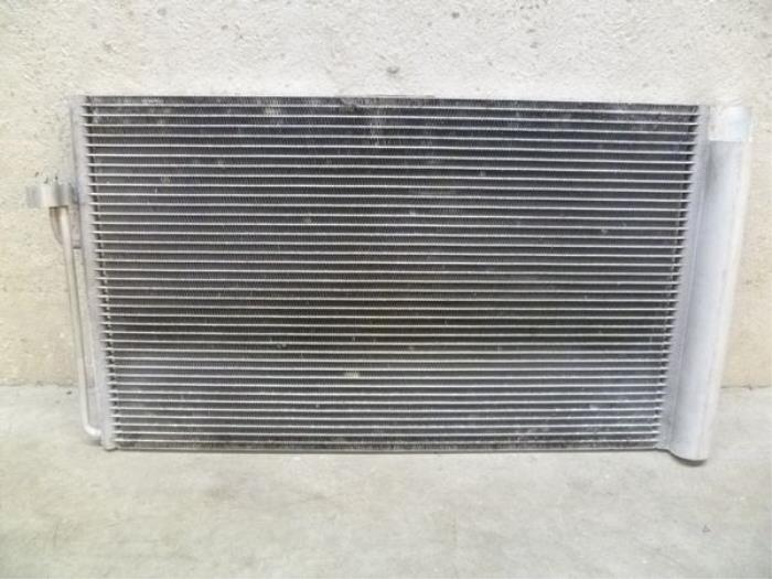 Air conditioning condenser from a BMW 5 serie (E60)  2004
