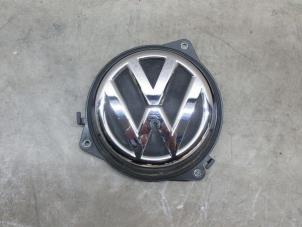 Używane Przelacznik pokrywy bagaznika Volkswagen Polo V (6R) Cena € 42,35 Z VAT oferowane przez NNP Automotive Group