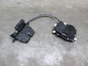 Używane Mechanizm zamka tylnej klapy BMW X5 (F15) Cena € 114,95 Z VAT oferowane przez NNP Automotive Group