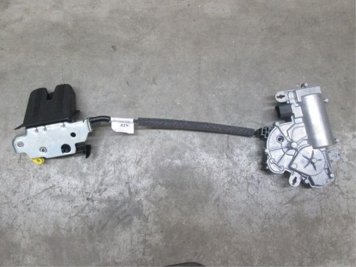 Tailgate lock mechanism Volkswagen Tiguan - 5NA827506