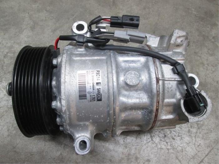 Air conditioning pump from a Renault Grand Scénic IV (RFAR)  2019