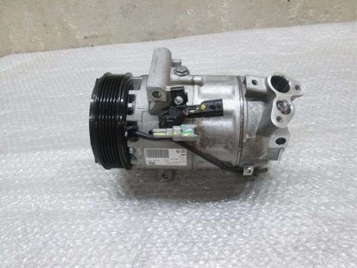 Air conditioning pump Renault Clio IV 1.6 Turbo 16V RS 200 EDC