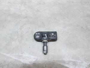 Used Tyre pressure sensor Volkswagen Eos (1F7/F8) Price € 42,35 Inclusive VAT offered by NNP Automotive Group