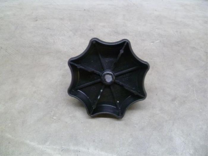 Boulon de roue de secours