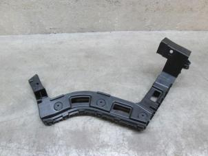 New Rear bumper bracket, left Volkswagen Sharan (7N) Price € 14,52 Inclusive VAT offered by NNP Automotive Group