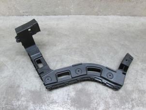 New Rear bumper bracket, right Volkswagen Sharan (7N) Price € 14,52 Inclusive VAT offered by NNP Automotive Group