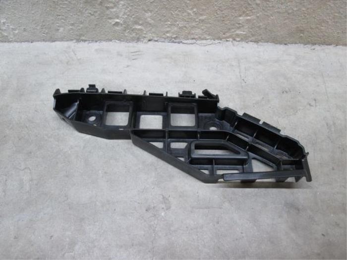 Front bumper bracket, right from a Volkswagen Scirocco (137/13AD)  2015