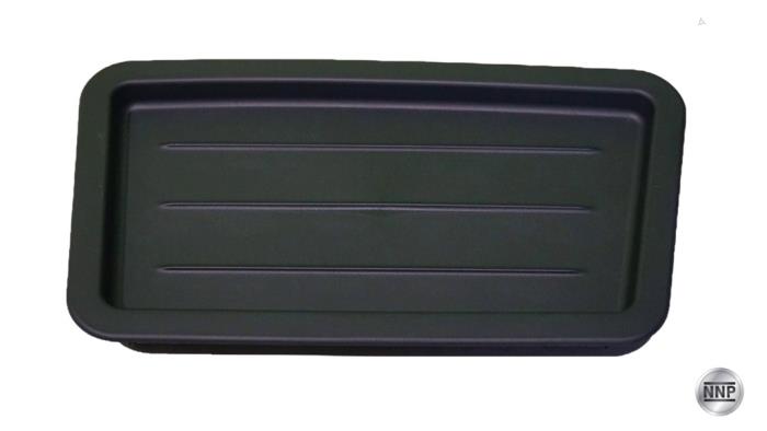 Storage compartment from a BMW 3 serie (F30)  2015