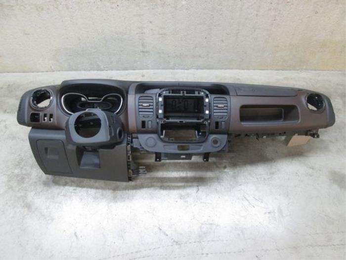 Używane Panel Fiat Talento Cena € 423,50 Z VAT oferowane przez NNP Automotive Group