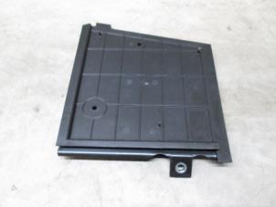 Used Battery cover Volkswagen Transporter T6 Price € 18,15 Inclusive VAT offered by NNP Automotive Group