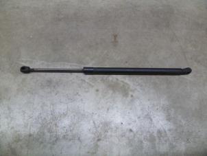 Used Rear gas strut, left Volkswagen Touran (1T3) Price € 12,10 Inclusive VAT offered by NNP Automotive Group