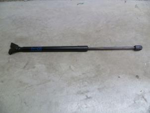 Used Rear gas strut, left Volkswagen Scirocco (137/13AD) Price € 12,10 Inclusive VAT offered by NNP Automotive Group