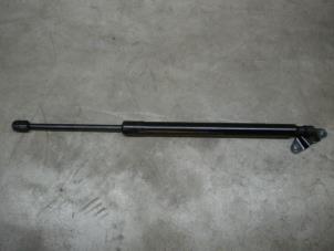Used Rear gas strut, left Volkswagen Touran (1T1/T2) Price € 12,10 Inclusive VAT offered by NNP Automotive Group