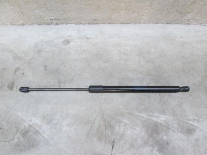 Rear gas strut, left from a Volkswagen Golf Sportsvan (AUVS)  2014