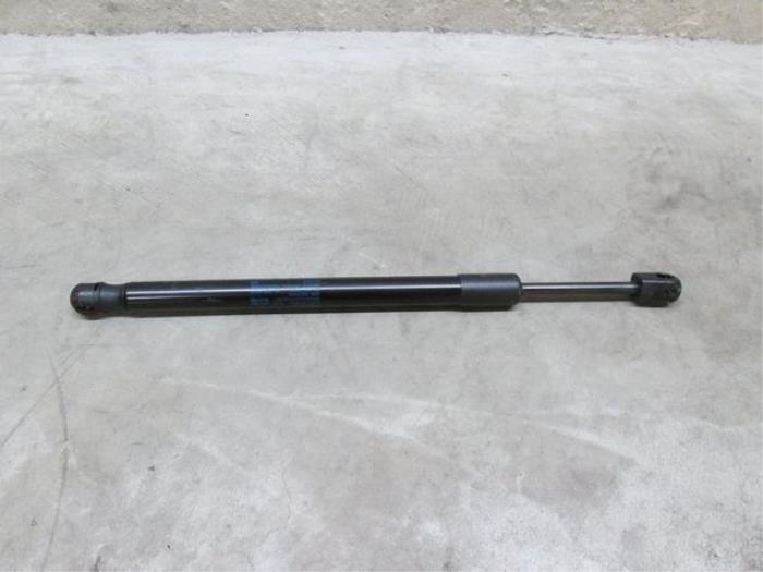 Rear gas strut, right from a Volkswagen Beetle (16AE)  2015