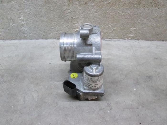 Throttle body Volkswagen Jetta IV 03G128063D