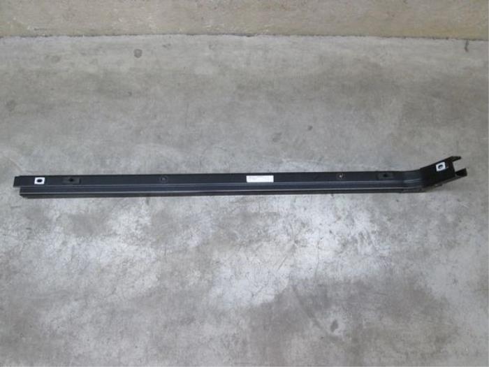 Genuine Used End Cap For Vauxhall Vivaro & Renault Trafic Middle Sliding Door Rail (Near Side)