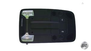 Usados Luz interior delante Audi Q2 (GAB/GAG) Precio € 114,95 IVA incluido ofrecido por NNP Automotive Group