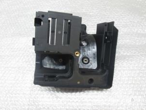 New Relay holder Volkswagen Touran (1T1/T2) Price € 18,15 Inclusive VAT offered by NNP Automotive Group