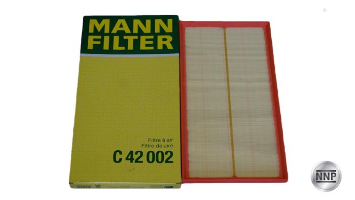 Nya Luftfilter Mercedes Vito (447.6) Pris € 27,95 Inklusive moms erbjuds av NNP Automotive Group